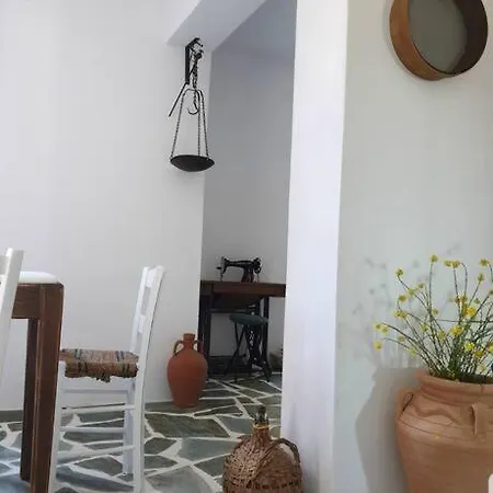 Feriehus Anna's Galini (Naxos)